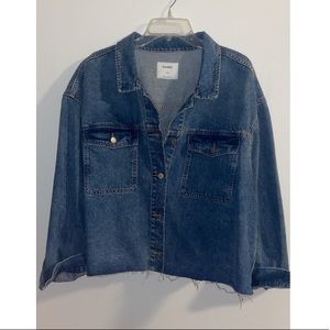 BRAND NEW RAW EDGE DENIM JACKET 💙